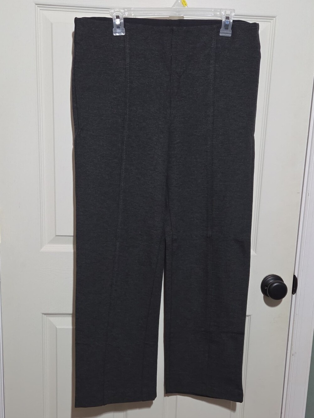 Gloria Vanderbilt dark grey leggings